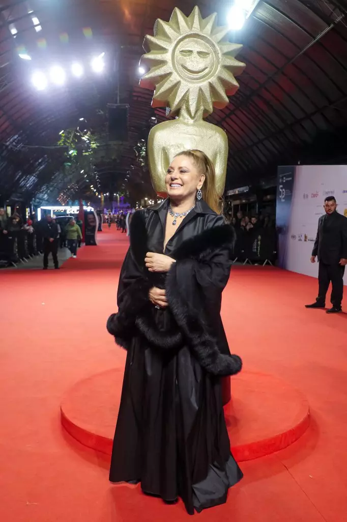 09098 | 14/08/2024 - 52º Festival de Cinema de Gramado - Homenageada com troféu "Cidade de Gramado", atriz Vera Fischer | Foto oficial: Edison Vara/Agência Pressphoto