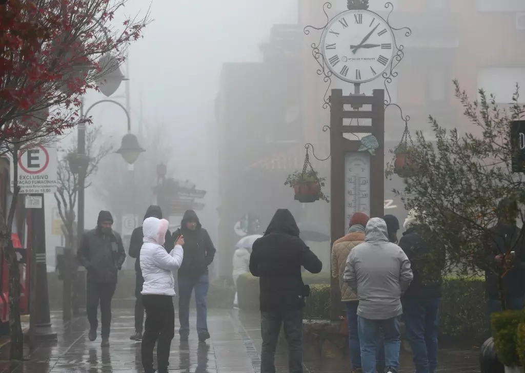  1196 | 09/07/2024 - 52º Festival de Cinema de Gramado - Clima frio na cidade de Gramado | Foto: Edison Vara/Agência Pressphoto