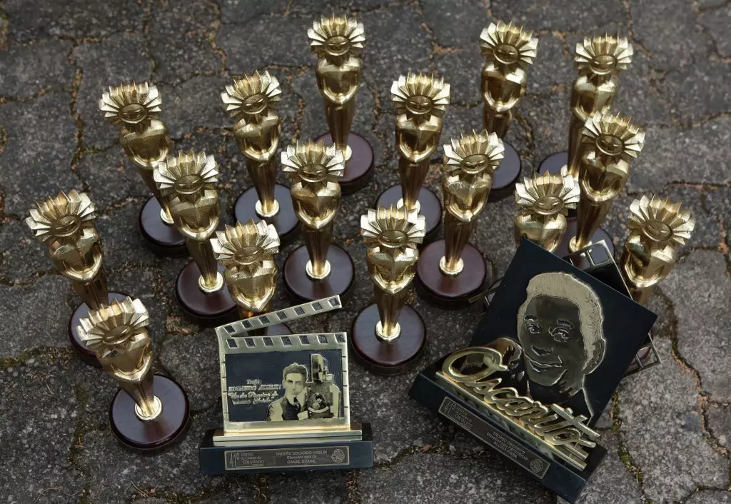 US 01 | 45º Festival de Cinema de Gramado 2017 - Fotos de Divulgação :  "Kikitos & Troféus"  - TROFÉUS  KIKITO - EDUARDO ABELIN - OSCARITO - Crédito Edison Vara / Pressphoto